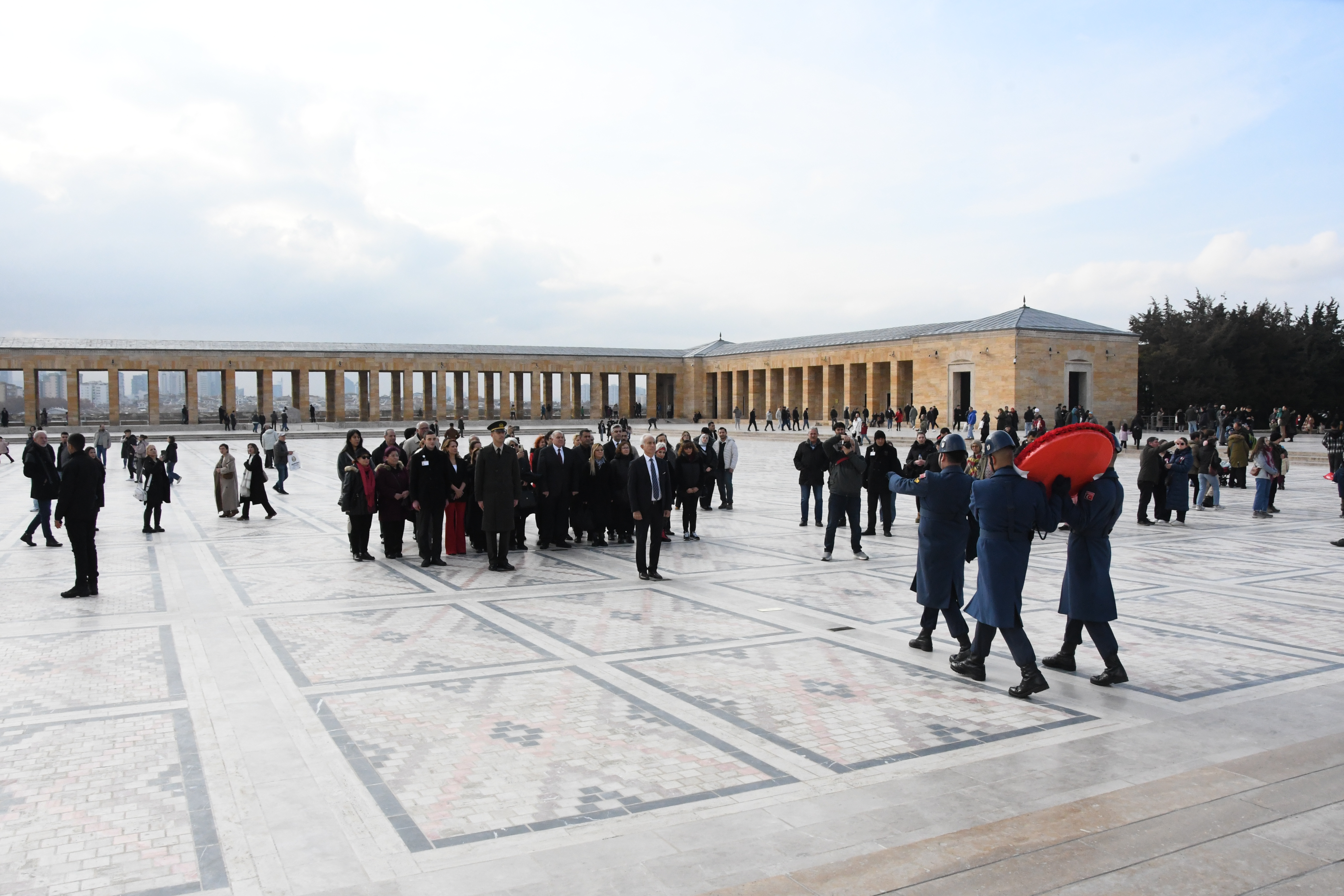 DERNEĞİMİZ ANITKABİR ZİYARETİ