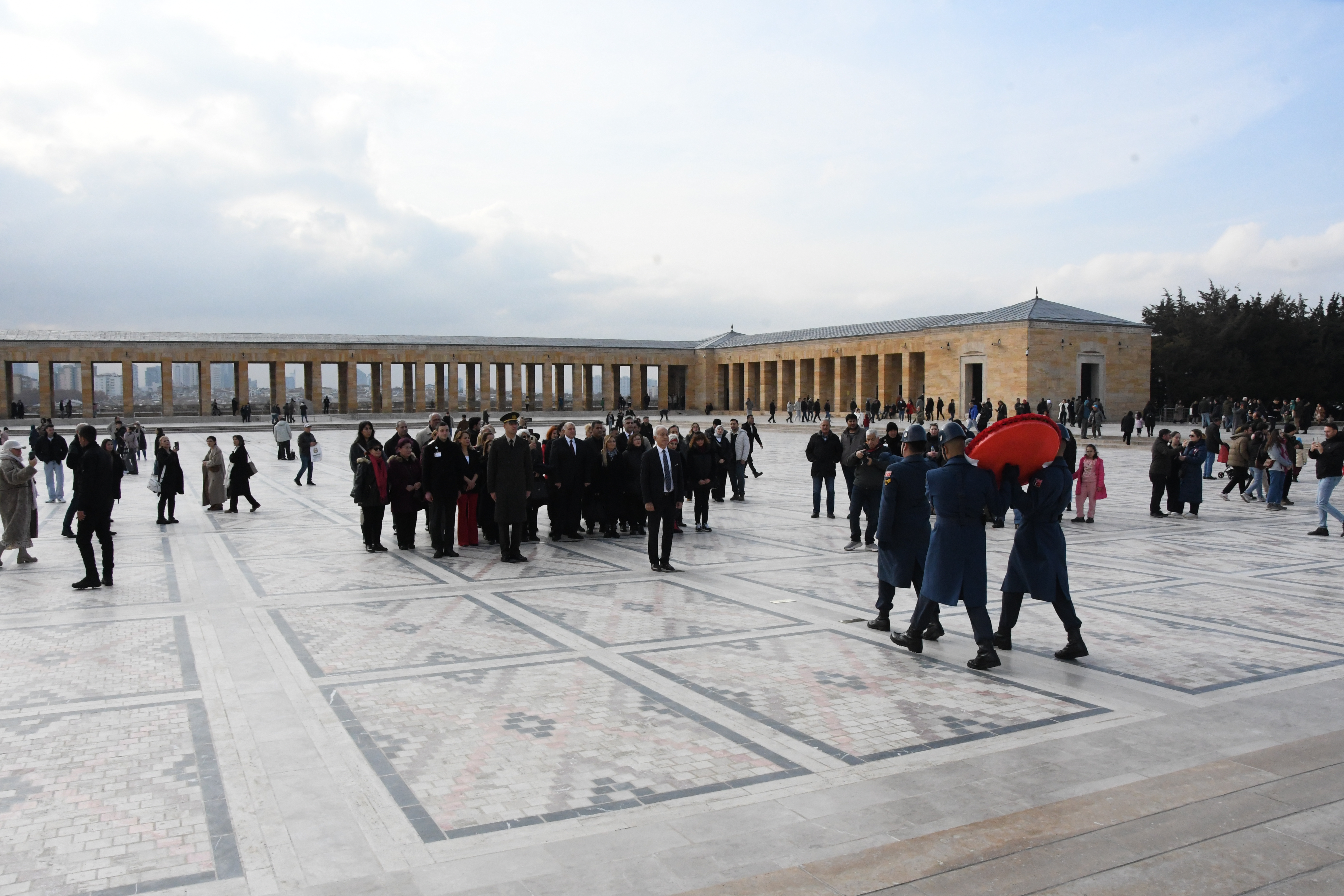 DERNEĞİMİZ ANITKABİR ZİYARETİ